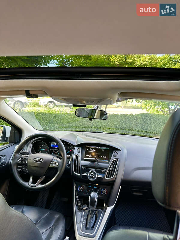 Хэтчбек Ford Focus 2015 в Одессе