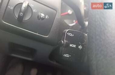 Хэтчбек Ford Focus 2011 в 