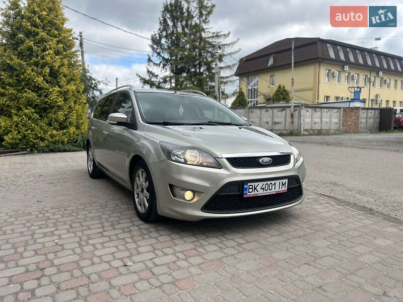 Универсал Ford Focus 2010 в Ровно