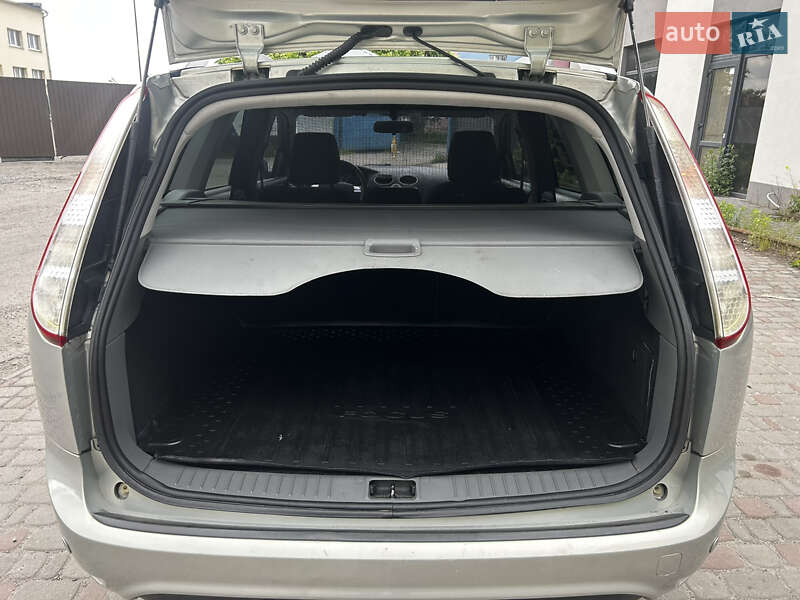 Универсал Ford Focus 2010 в Ровно