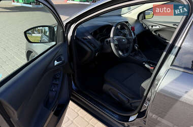 Седан Ford Focus 2016 в 