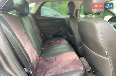 Хэтчбек Ford Focus 2018 в 