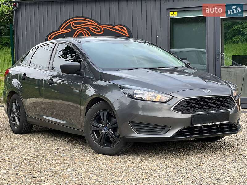 Хэтчбек Ford Focus 2018 в 