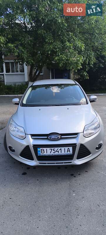 Универсал Ford Focus 2014 в Хороле