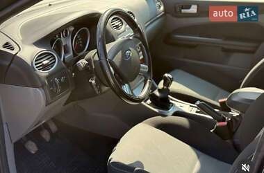 Универсал Ford Focus 2010 в 