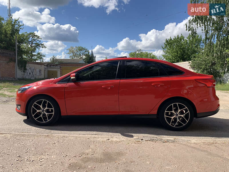 Седан Ford Focus 2017 в Шостке