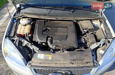 Хэтчбек Ford Focus 2005 в 