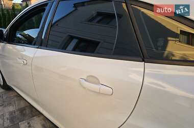 Седан Ford Focus 2015 в 