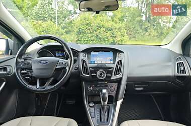 Седан Ford Focus 2017 в 