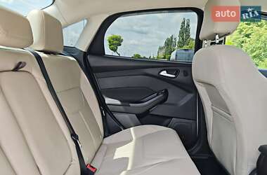 Седан Ford Focus 2017 в 
