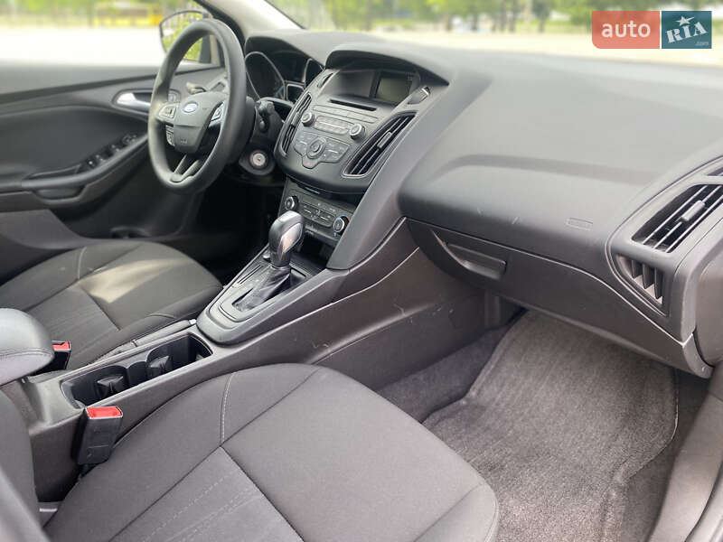 Седан Ford Focus 2016 в Киеве