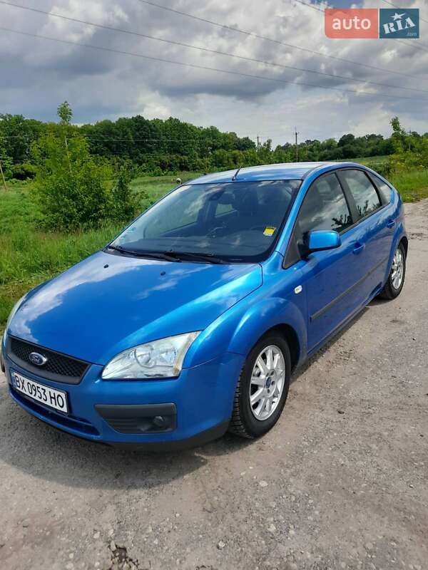 Хэтчбек Ford Focus 2007 в 
