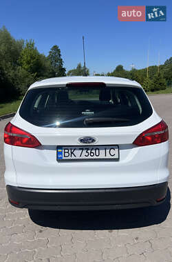 Универсал Ford Focus 2016 в 