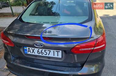 Седан Ford Focus 2015 в 