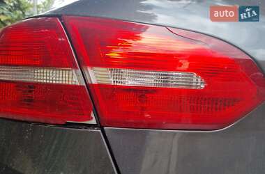 Седан Ford Focus 2015 в 