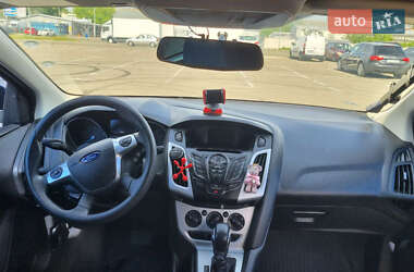 Хэтчбек Ford Focus 2014 в 