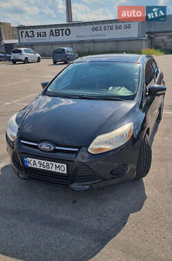 Хэтчбек Ford Focus 2014 в Киеве