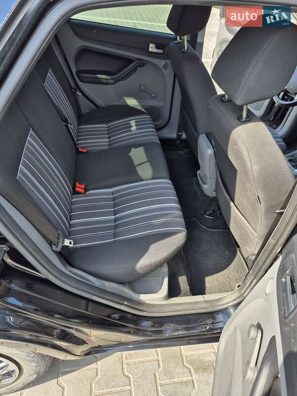 Хэтчбек Ford Focus 2009 в Виннице