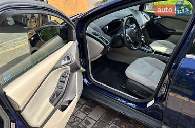 Хэтчбек Ford Focus 2017 в 