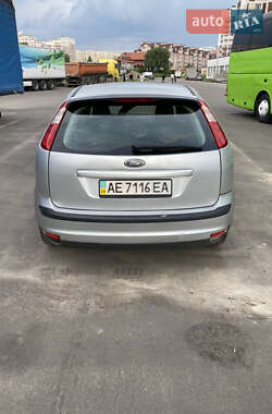 Хэтчбек Ford Focus 2007 в 
