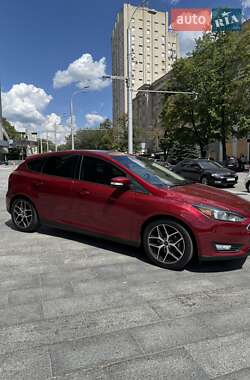 Хэтчбек Ford Focus 2017 в 