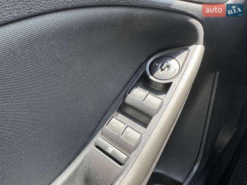 Хэтчбек Ford Focus 2017 в Харькове