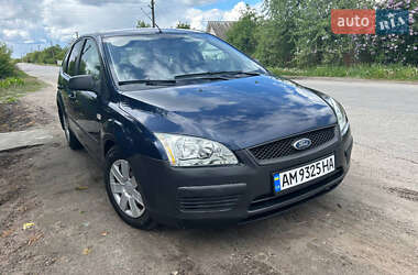 Хэтчбек Ford Focus 2005 в Житомире