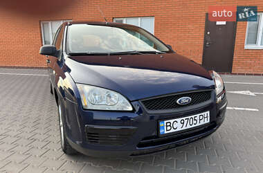 Універсал Ford Focus 2005 в Новій Одесі