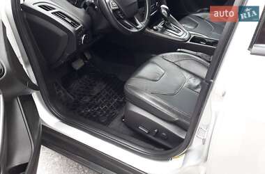 Хэтчбек Ford Focus 2016 в 