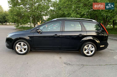 Универсал Ford Focus 2010 в 