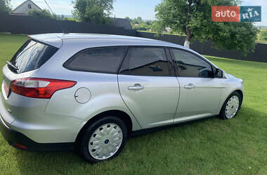 Универсал Ford Focus 2012 в 