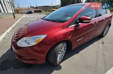 Хетчбек Ford Focus 2015 в 