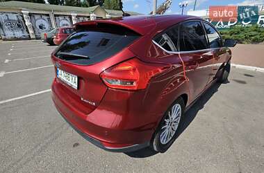 Хетчбек Ford Focus 2015 в 