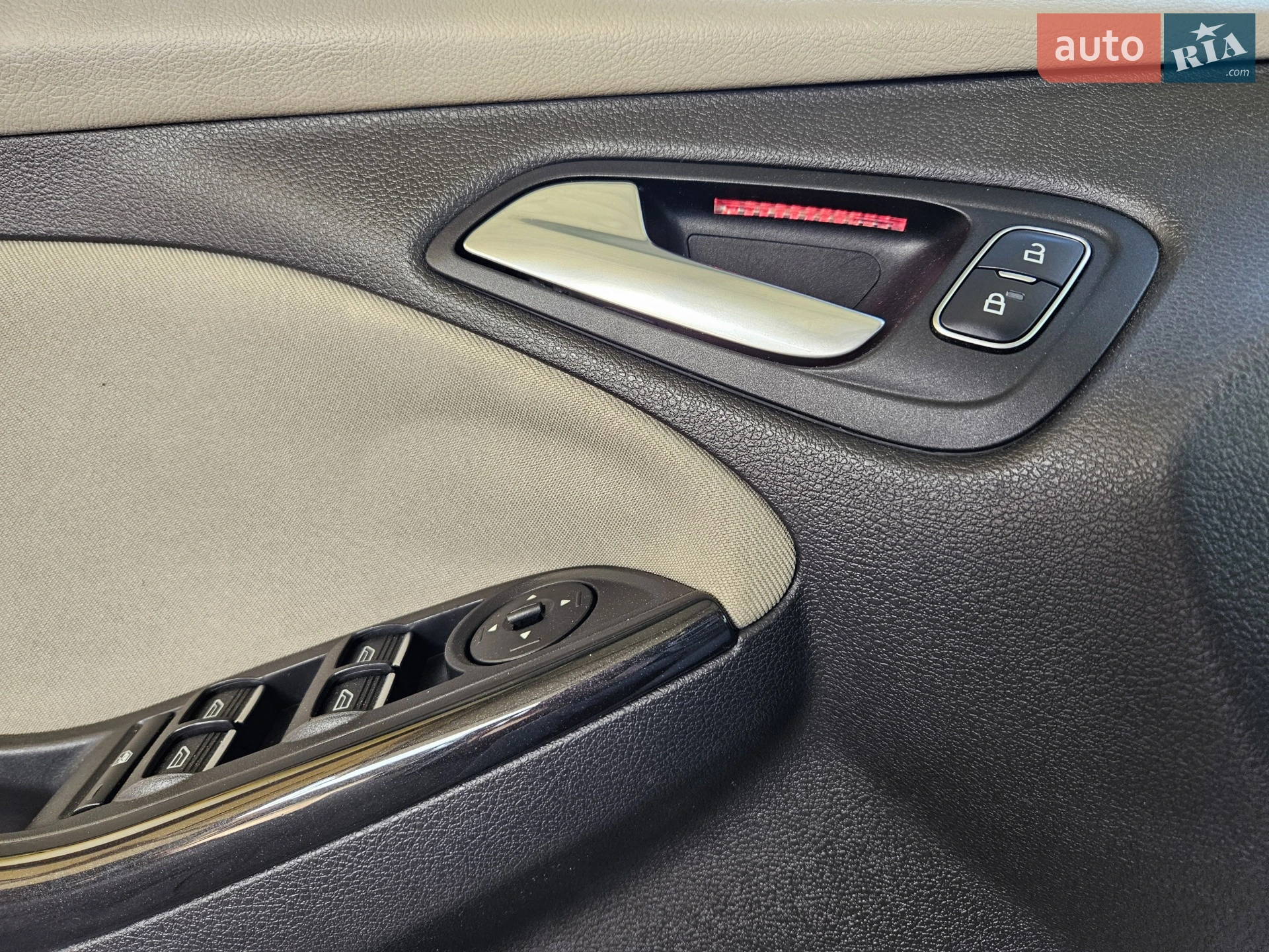 2015 Ford Focus - мініатюра 26