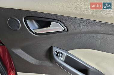 Хетчбек Ford Focus 2015 в 