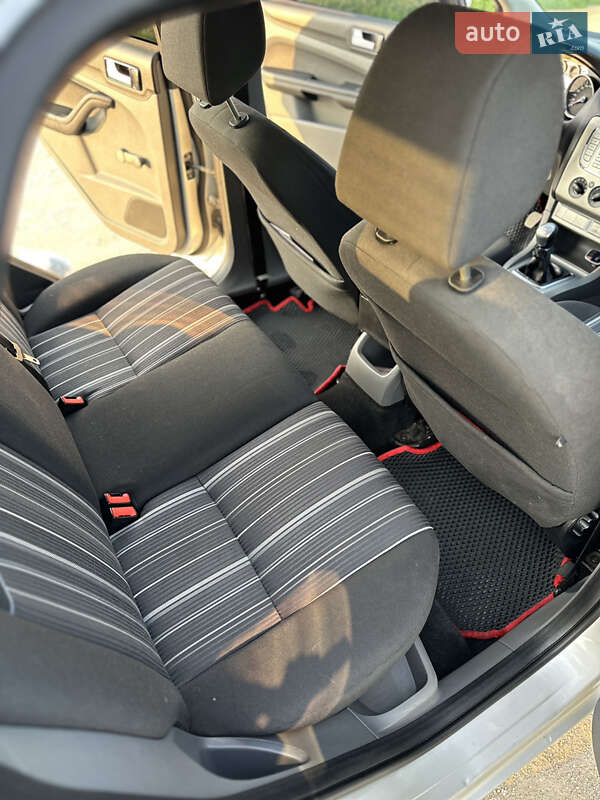 Універсал Ford Focus 2008 в Красилові