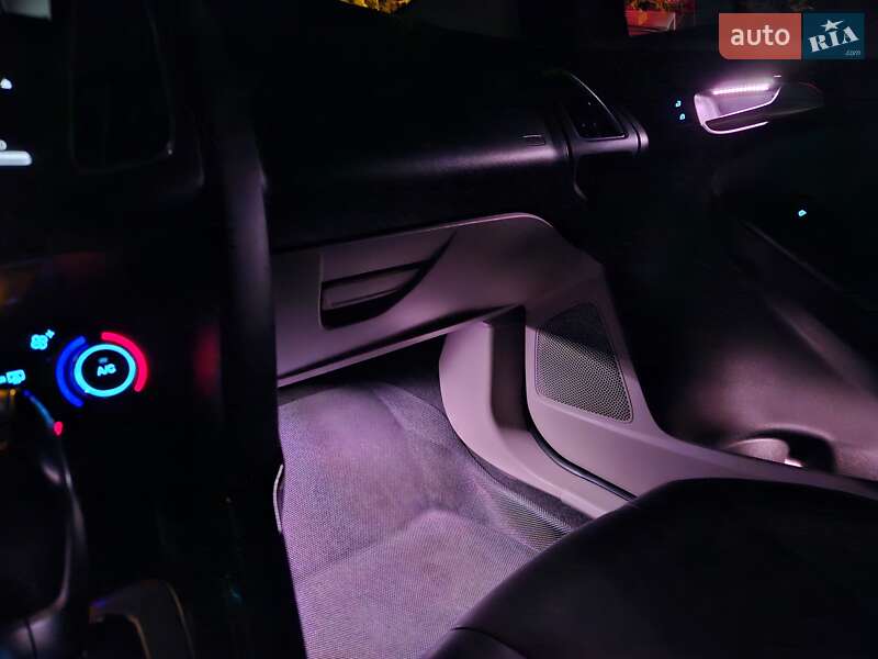 Хэтчбек Ford Focus 2015 в Черкассах фото 45 Хэтчбек Ford Focus 2015 в Черкассах