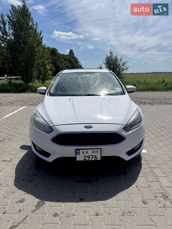 Седан Ford Focus 2017 в 