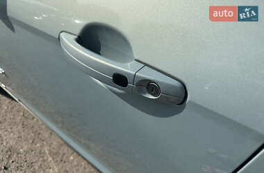 Хэтчбек Ford Focus 2013 в 