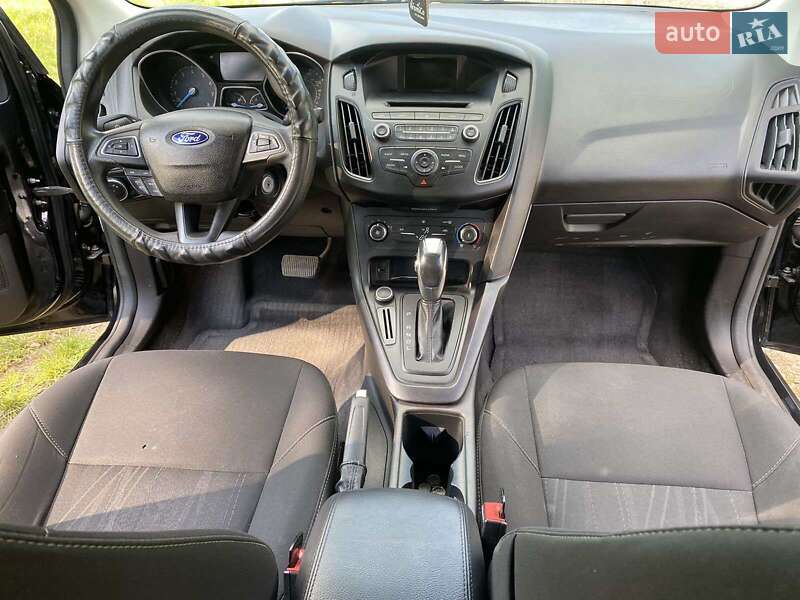 Седан Ford Focus 2016 в Братском