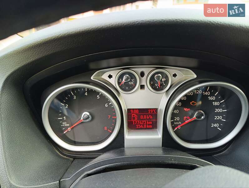 Хэтчбек Ford Focus 2009 в Деражне
