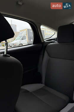 Хэтчбек Ford Focus 2013 в 