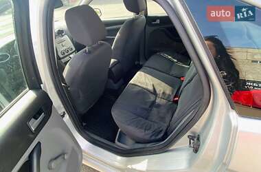 Хэтчбек Ford Focus 2008 в 