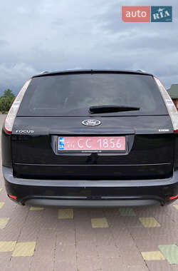 Универсал Ford Focus 2010 в 