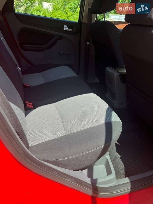 Хэтчбек Ford Focus 2011 в Одессе