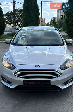 Седан Ford Focus 2016 в Сумах