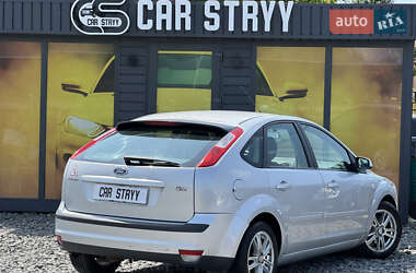 Хэтчбек Ford Focus 2007 в 