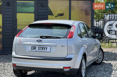 Хэтчбек Ford Focus 2007 в 