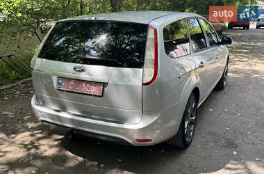 Универсал Ford Focus 2010 в 