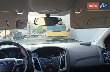 Универсал Ford Focus 2012 в 